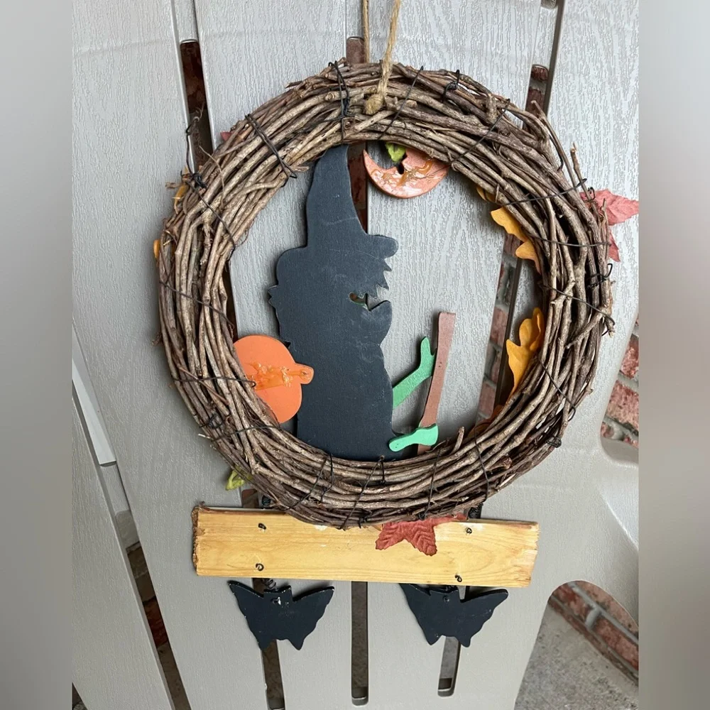 Vintage Spooky Wood Witch Bat Wreath Halloween Fall Foliage Grapevine  Kitschy